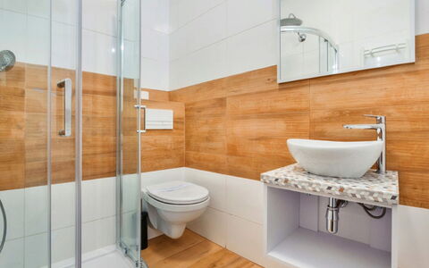 Grzybowo Seaside: Brown, Mirror, Plumbing Fixture, Property, Sink, White, Tap, Bathroom, Product