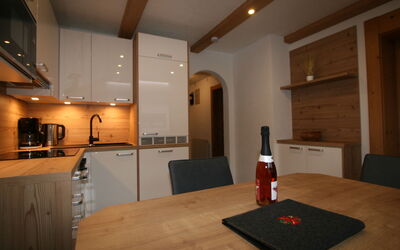 Accommodation:&nbsp;Anna 806.1
