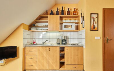 Accommodation:&nbsp;Chlívce U Hronova 10.2