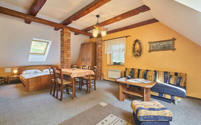 Accommodation:&nbsp;Chlívce U Hronova 10.2