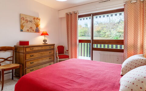 Saint Gervais 175: Furniture, Property, Window, Building, Cabinetry, Chair, Comfort, Window Blind, Textile, Orange