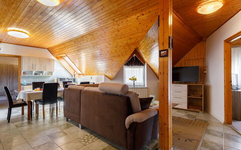Küsz: Furniture, Building, Chair, Wood, Lighting, Comfort, Architecture, Drawer, Interior Design, Living Room