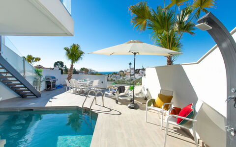 Royal Palm: Sky, Water, Property, Plant, Seaside Resort, Swimming Pool, Azure, Shade, Building, Outdoor Furniture