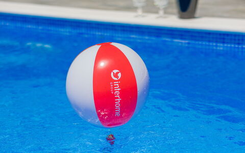 Maslenica 120: Blue, Water, Ball Game, Sports, Electric Blue, Recreation, Leisure, Individual Sports
