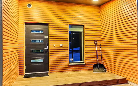 Vuokatin Loiste 9 a 2: Bed, Furniture, Bedroom, Interior Design, Bedding, Bed Sheet, Flooring, Wood, Floor, Room