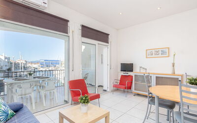Accommodation:&nbsp;Port Primer 666.2