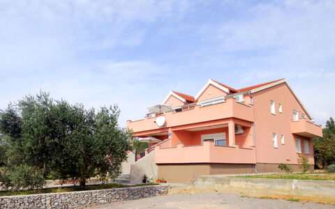 Tomislav: Roof, Home, Estate, Villa, Balcony