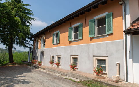 Sant'Evasio: Plant, Sky, Property, Building, Window, Tree, Wood, Land Lot, Cottage, House