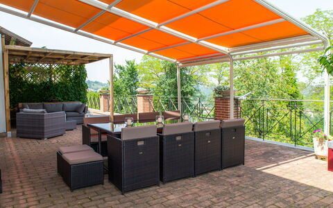 Sant'Evasio: Plant, Property, Shade, Wood, Interior Design, Tree, Floor, Residential Area, Landscape, Roof