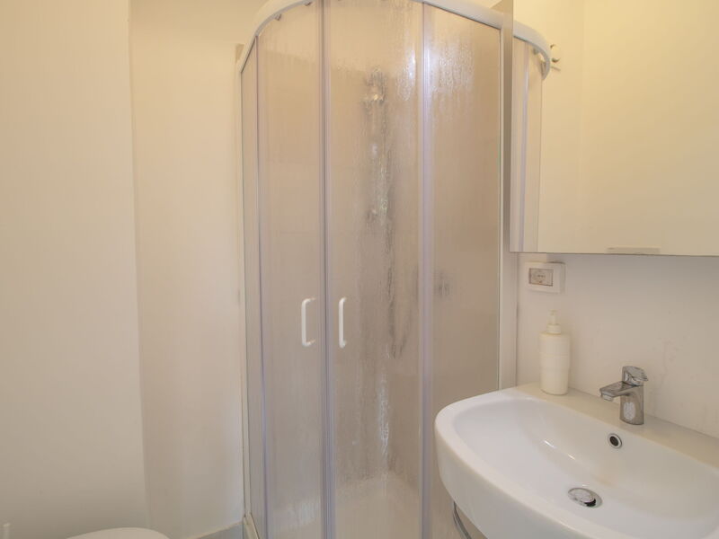 Accommodation:&nbsp;Vista Mare 180.2