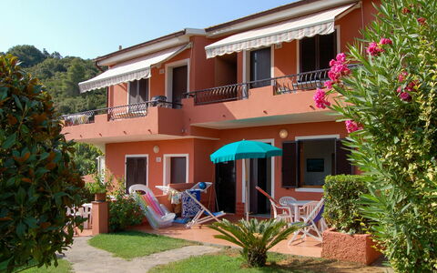 Capoliveri 280: Building, Plant, Window, Property, Sky, House, Tree, Door, Cottage, Residential Area