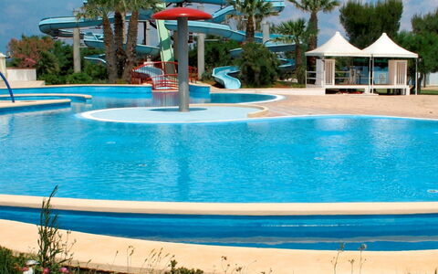 Carovigno 680: Water, Plant, Cloud, Property, Sky, Azure, Swimming Pool, Blue, Botany, Tree