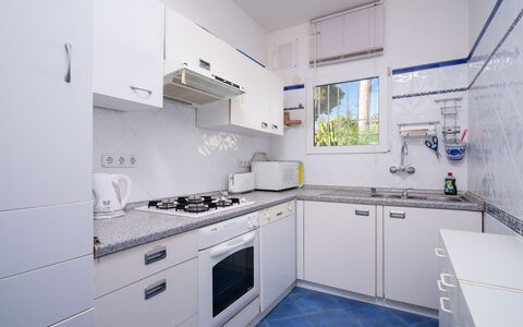 Salamanca: Cabinetry, Countertop, Property, Tap, Sink, Kitchen Sink, Blue, Kitchen Stove, Kitchen, Interior Design
