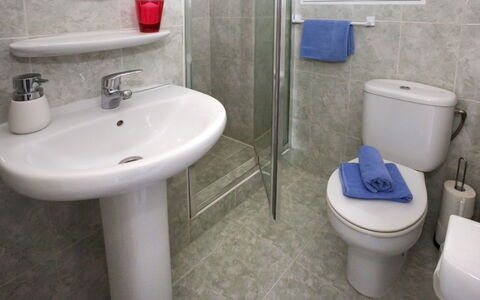 Villa Charly: Sink, Tap, Plumbing Fixture, Bathroom Sink, Property, Green, Purple, Bathroom, Blue, Black