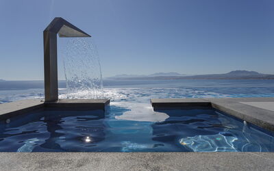 Amfitriti Luxury Villa