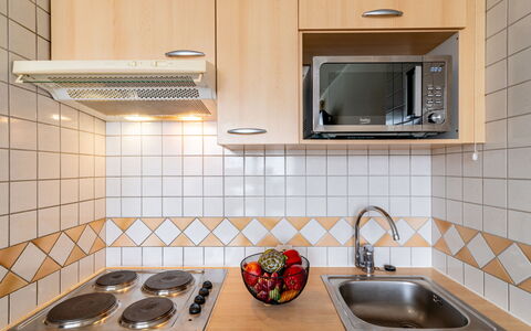 Accommodation:&nbsp;Home Club (Lavachet) 200.13