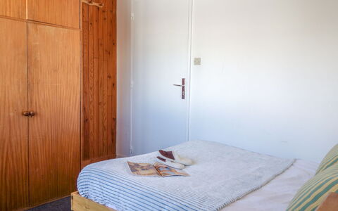 Tignes 220: Property, Comfort, Wood, Door, Floor, Hardwood, Flooring, Bed, Home Door