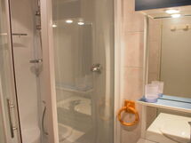 Accommodation:&nbsp;Les Pistes (Lavachet) 240.2