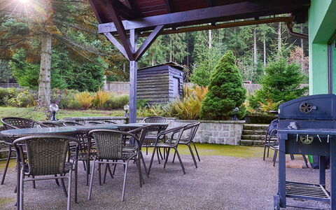 Jelení Kout: Plant, Property, Furniture, Table, Shade, Tree, Lighting, Outdoor Furniture, Outdoor Table, Chair