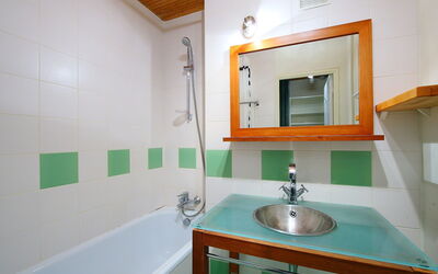 Accommodation:&nbsp;Le 2100 a et B (Lavachet) 245.9