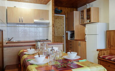Accommodation:&nbsp;Le 2100 a et B (Lavachet) 245.7