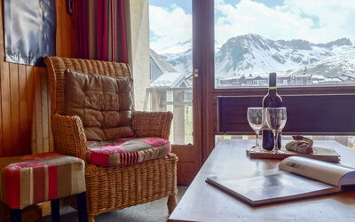 Accommodation:&nbsp;Le 2100 a et B (Lavachet) 245.9