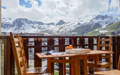 Accommodation:&nbsp;Le 2100 a et B (Lavachet) 245.9