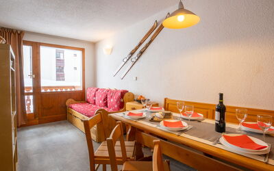 Accommodation:&nbsp;Le Hameau du Borsat (Val Claret) 310.9