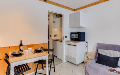 Accommodation:&nbsp;Les Tommeuses 320.35