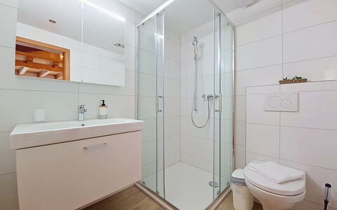 Schwendi 3: Bathroom, Plumbing Fixture, Flooring, Interior Design, Bathroom Sink, Floor, Bathroom Cabinet, Sink, Tap, Plumbing