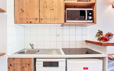 Accommodation:&nbsp;Rond Point des Pistes (Val Claret) 330.25