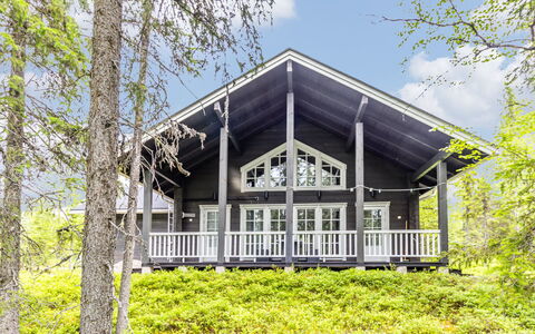 Tiera: Home, Cottage, Siding, Porch, Estate, Shade, Farmhouse, Woodland, Log Cabin, Garden Buildings