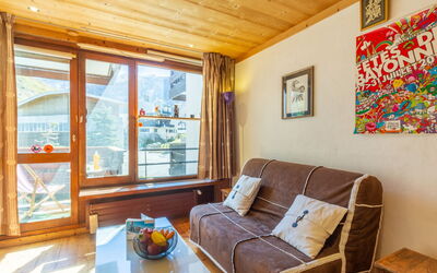 Accommodation:&nbsp;Les Moutières B1 et B2 (Val Claret) 335.25