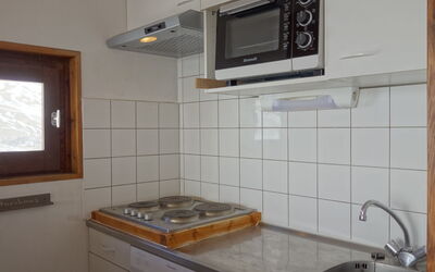 Accommodation:&nbsp;Les Moutières B1 et B2 (Val Claret) 335.20
