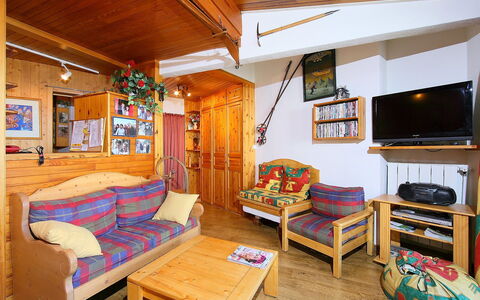 Accommodation:&nbsp;Le Curling a (Val Claret) 350.17