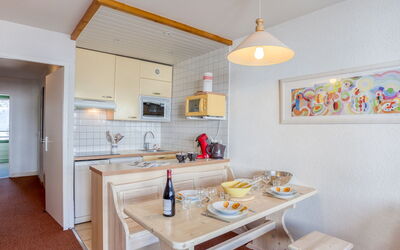 Accommodation:&nbsp;Le Curling a (Val Claret) 350.20