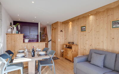 Accommodation:&nbsp;Le Curling a (Val Claret) 350.12