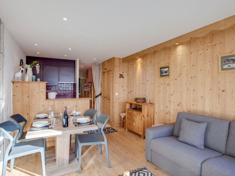 Accommodation:&nbsp;Le Curling a (Val Claret) 350.12