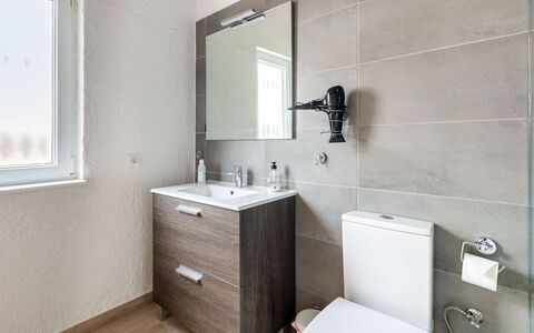 Vista del Mar 1: Property, Plumbing Fixture, Mirror, Tap, Window, Interior Design, Sink, Bathroom, Flooring