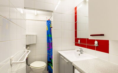 Accommodation:&nbsp;Agur 196.1