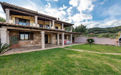 Accommodation:&nbsp;Pompia 840.5