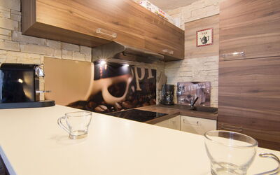 Accommodation:&nbsp;Le Curling B (Val Claret) 380.38