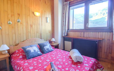 Accommodation:&nbsp;Le Curling B (Val Claret) 380.21