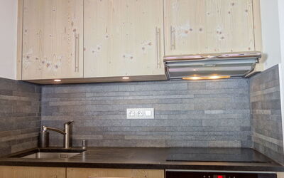 Accommodation:&nbsp;Le Curling B (Val Claret) 380.35