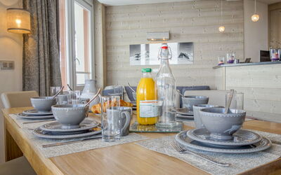 Accommodation:&nbsp;Le Curling B (Val Claret) 380.35