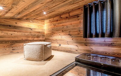 Accommodation:&nbsp;Le Curling B (Val Claret) 380.43