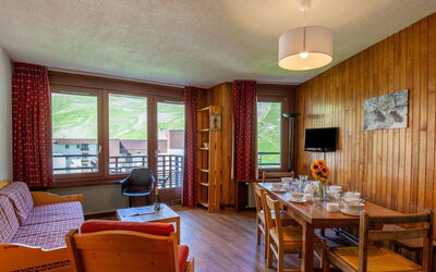 Accommodation:&nbsp;Le Curling B (Val Claret) 380.40