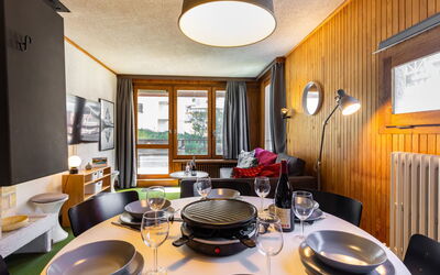 Accommodation:&nbsp;Le Pramecou (Val Claret) 390.15