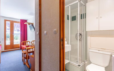 Accommodation:&nbsp;Chalet Club (Val Claret) 397.1