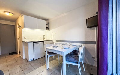 Accommodation:&nbsp;Les Olympiques (Tignes 1800) 860.9